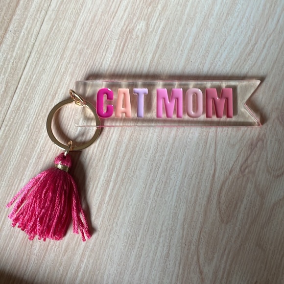 Cat Mom hotel keychain gift! NWT! Brand new! Great gift for any cat lover! - Picture 3 of 5